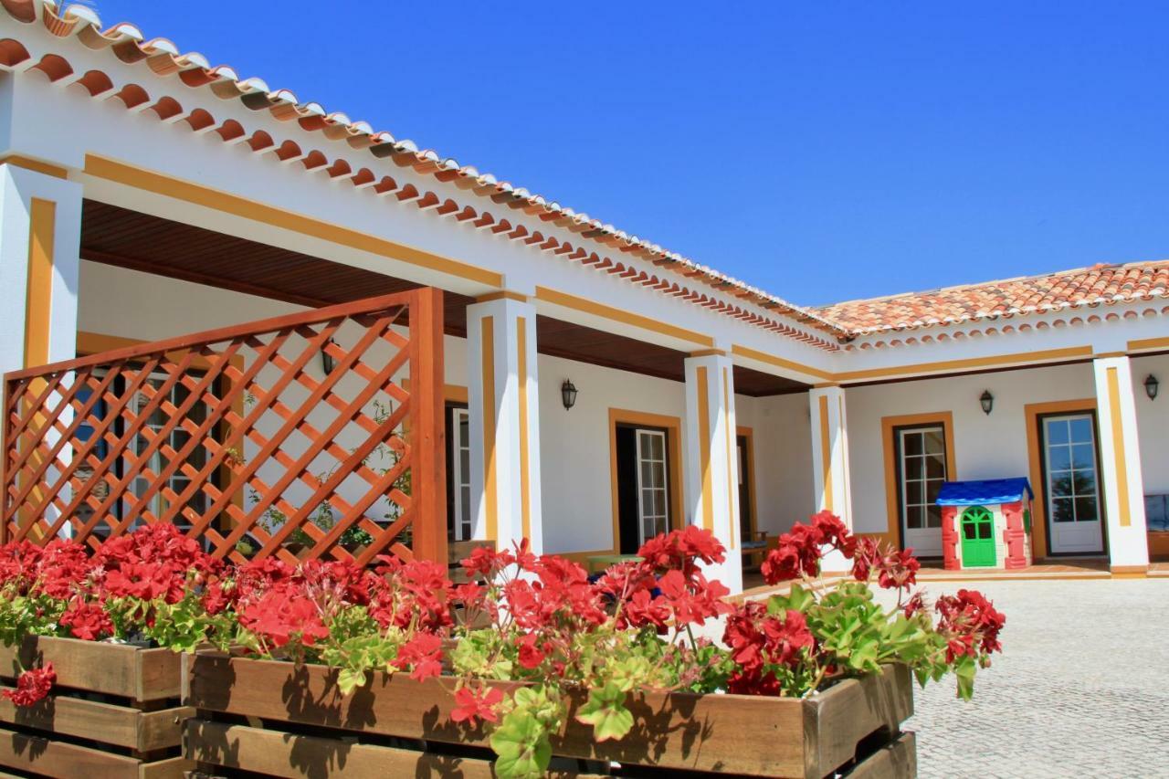 Villa A Casa Da Andorinha à Salir de Matos Extérieur photo